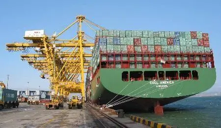 集装箱海运价值部门止跌，海运公司“自救”成功？
